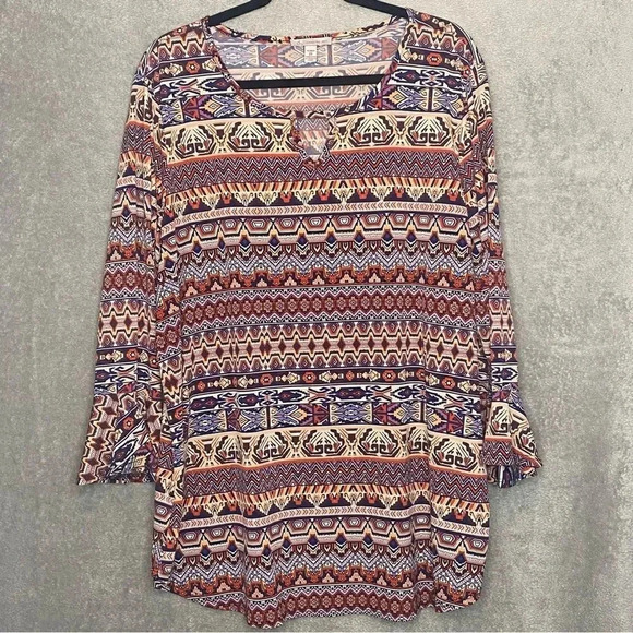 DRESSBARN 2X Top Shirt Red Boho Aztec Scoop Neck Keyhole Bell 3/4 Sleeve P11 - Picture 1 of 8